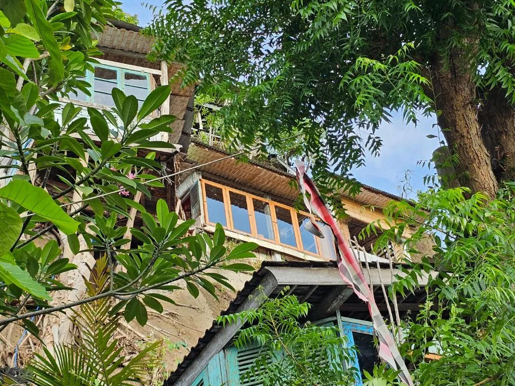 Dream Hill: another view