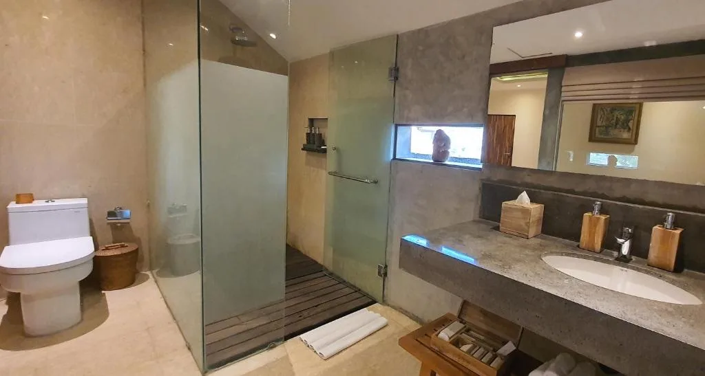 Purana Suite Ubud: another view