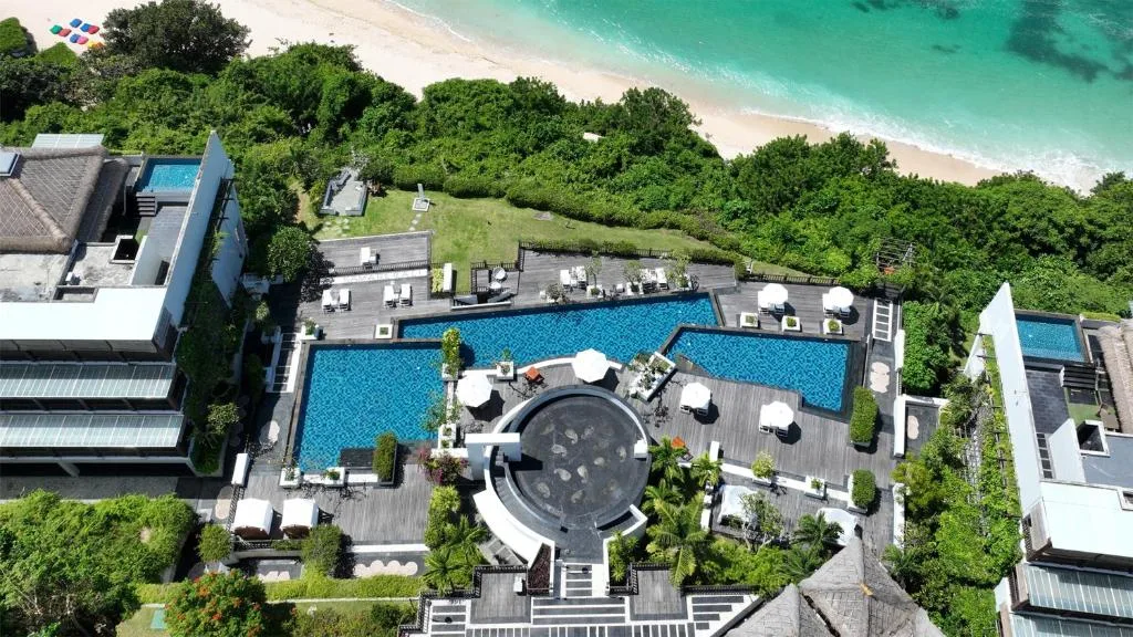 Samabe Bali Suites & Villas: another view